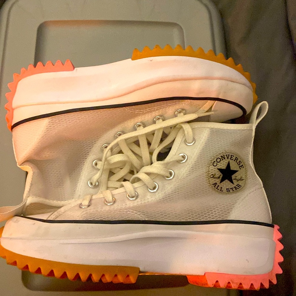 Converse gym shoes 4.5